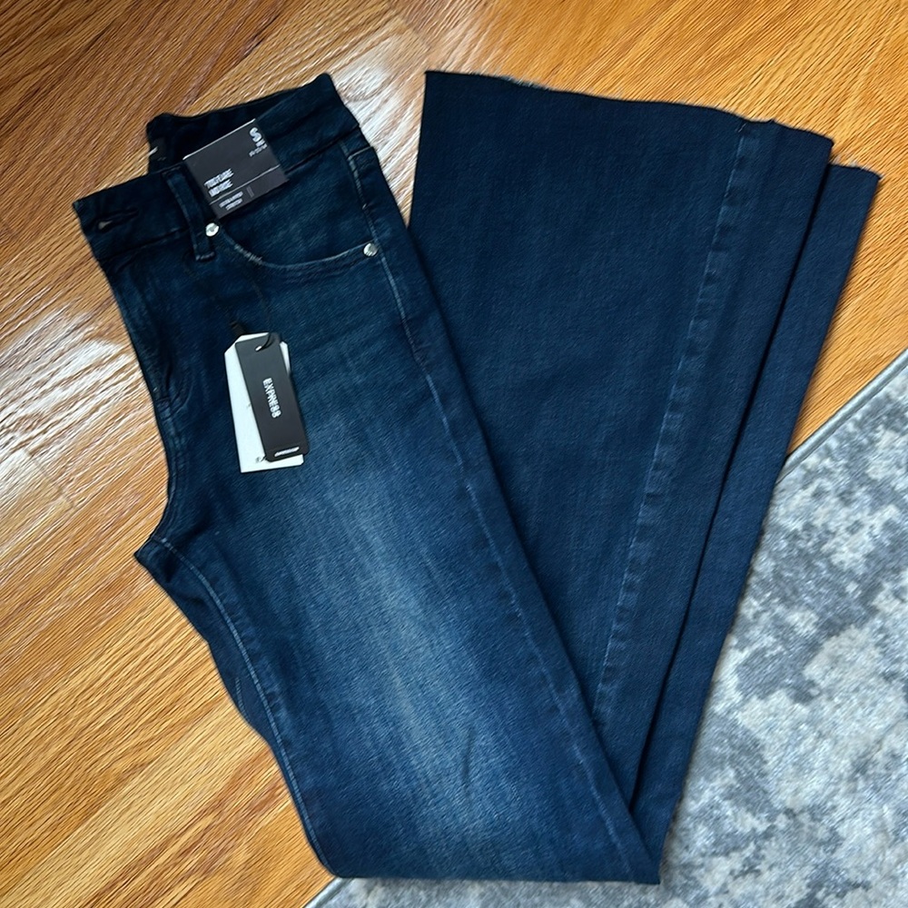 Express mid rise  flare jeans new with tags